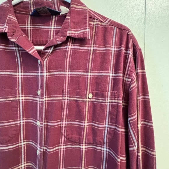 Woolrich vintage Burgundy women's button down plaid shirt size 12 - Picture 4 of 13